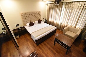 Kings International Juhu