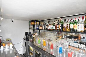 Kings International Juhu