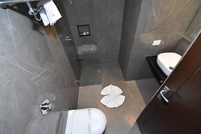 Kings International Juhu