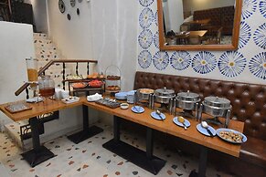 Kings International Juhu