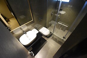 Kings International Juhu