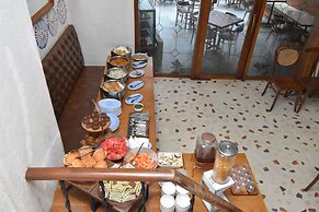 Kings International Juhu