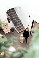 Schwarzer Adler - Concept Living