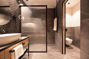 Schwarzer Adler - Concept Living