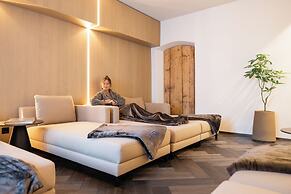 Schwarzer Adler - Concept Living