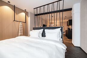 Schwarzer Adler - Concept Living