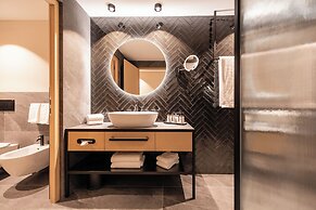 Schwarzer Adler - Concept Living
