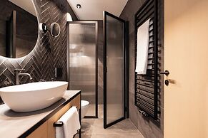 Schwarzer Adler - Concept Living