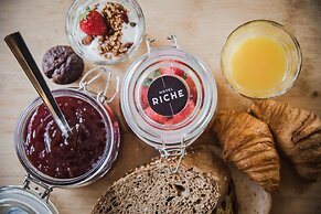 Hotel Riche
