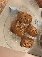 Meublè Adriana Vegan