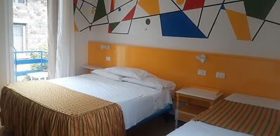 Meublè Adriana Vegan