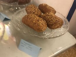 Meublè Adriana Vegan