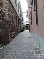 Meublè Adriana Vegan