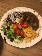 Meublè Adriana Vegan