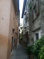 Meublè Adriana Vegan