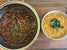 Meublè Adriana Vegan