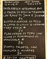 Meublè Adriana Vegan