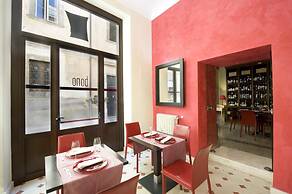 Stella CasaBono (B&B)