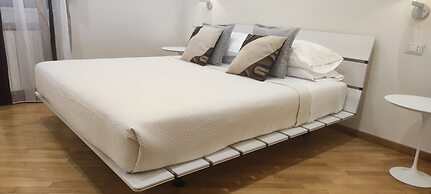 Stella CasaBono (B&B)