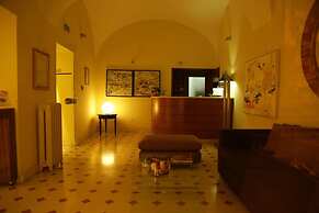 Stella CasaBono (B&B)