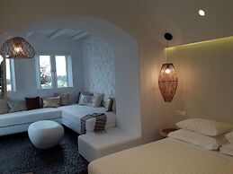 Faros Villa small hotel & restaurant