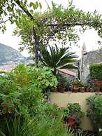 La Terrazza dei Pelargoni B&B