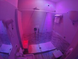 Runa Hotel