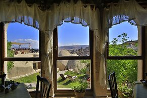 Traveller's Cave Hotel