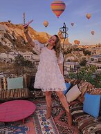 Traveller's Cave Hotel