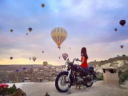 Traveller's Cave Hotel