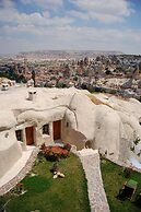 Traveller's Cave Hotel