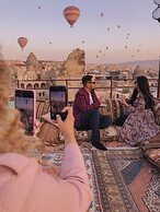 Traveller's Cave Hotel