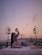 Traveller's Cave Hotel