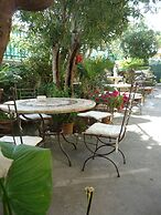 Logis Hôtel Villa Victorine