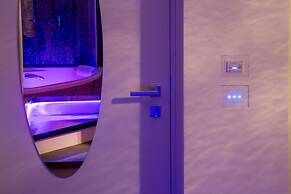 SUITE SISTINA FOR BRAVE LOVERS