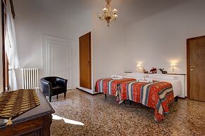 Hotel San Samuele