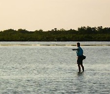 Chester's Highway Inn Bone Fish Lodge