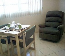 Chester's Highway Inn Bone Fish Lodge