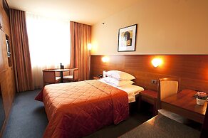 Park, Hotel & Entertainment