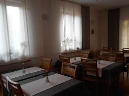 Bed & Breakfast Vila Kristina