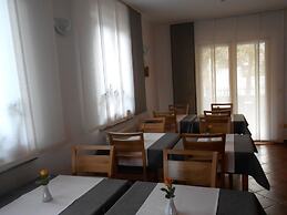 Bed & Breakfast Vila Kristina