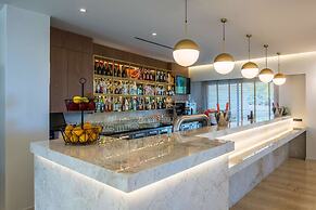 Hotel Matheo Villas & Suites