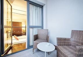 Continental Urban Art Hotel