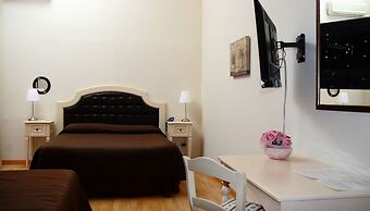 La Collegiata Guest House