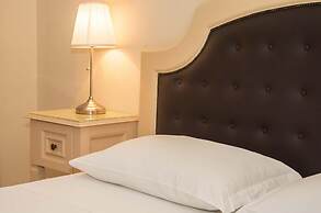 La Collegiata Guest House