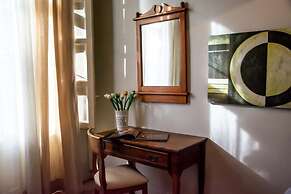 La Collegiata Guest House