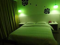 V8 Hotel Xi Lang Branch