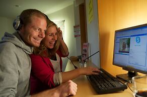 The 4 You Hostel & Hotel