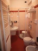 Hotel Clarin 14 by Dori