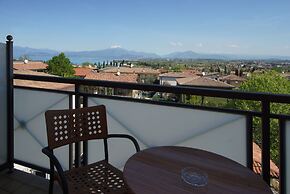 Hotel Clarin 14 by Dori